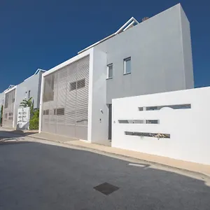 https://blue-pearl-villas.protaras-cy-hotels.com